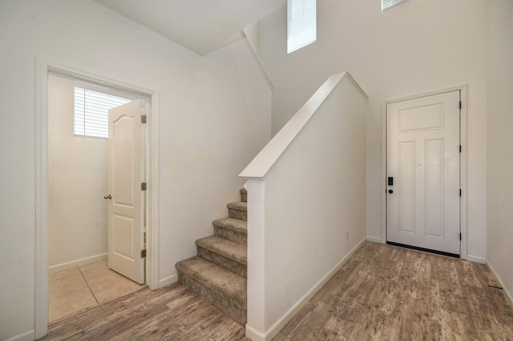 3112 Sunny Gate Lane