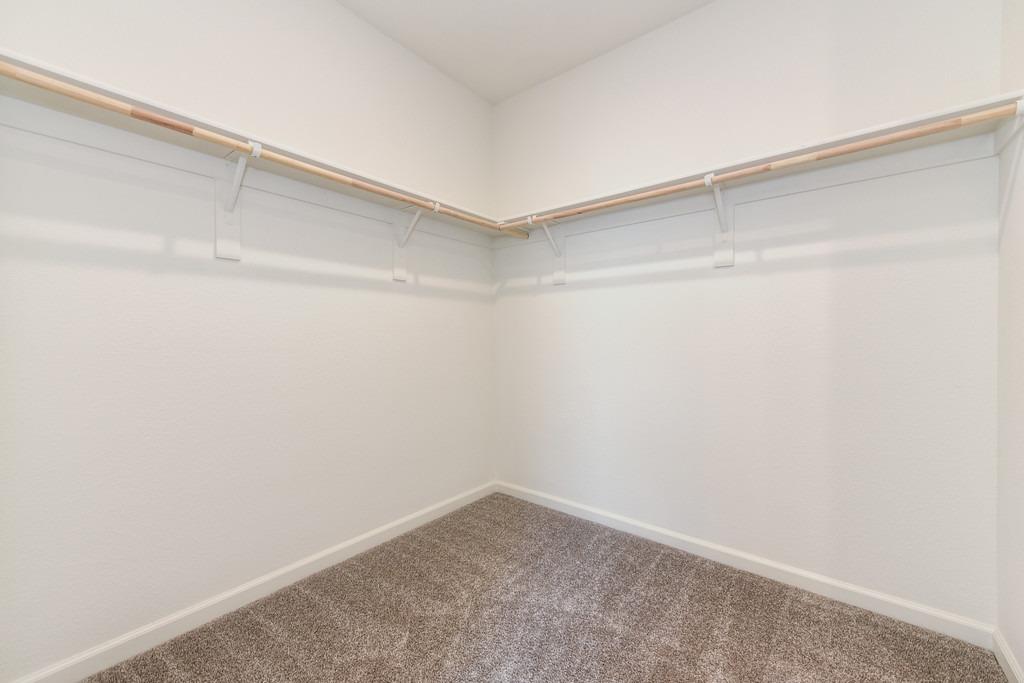 3160 Sunny Gate Lane