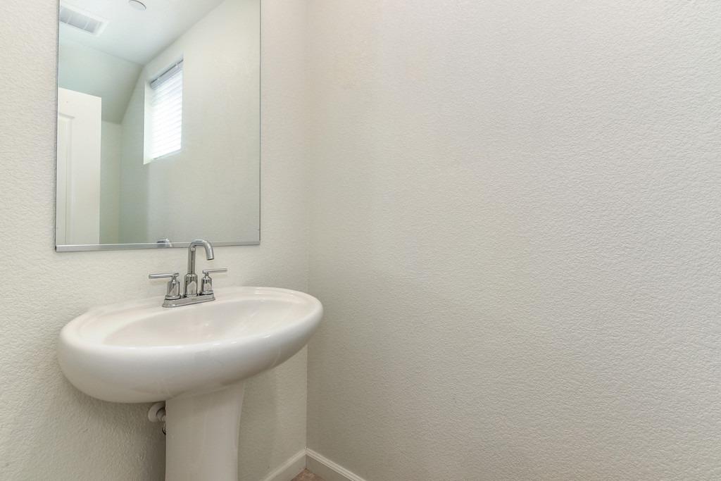 3160 Sunny Gate Lane