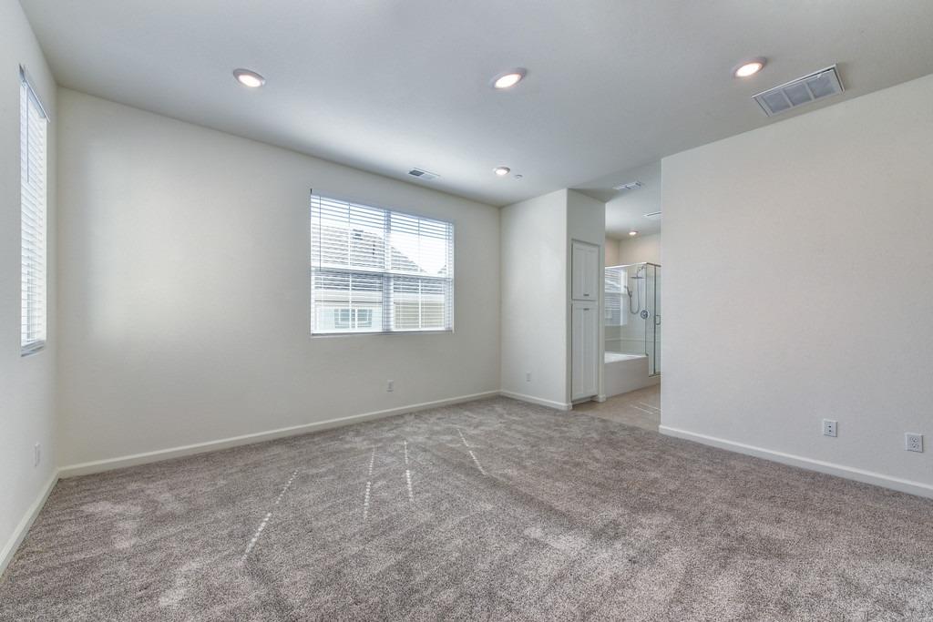 3160 Sunny Gate Lane