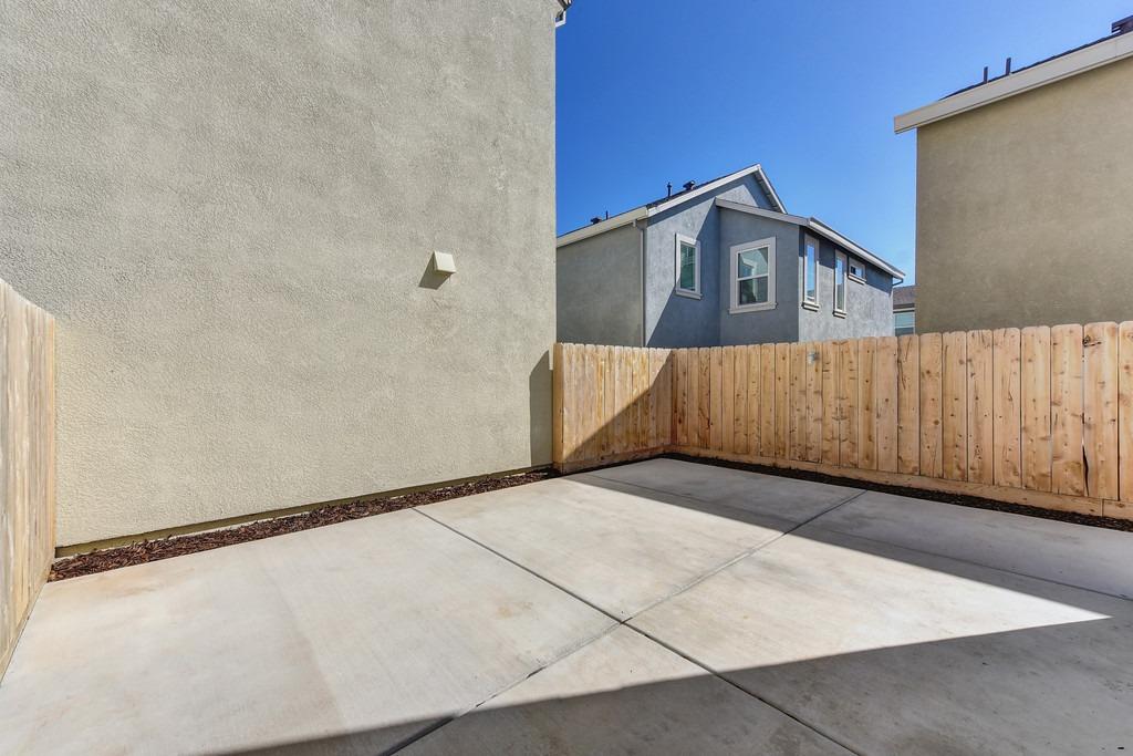 3160 Sunny Gate Lane