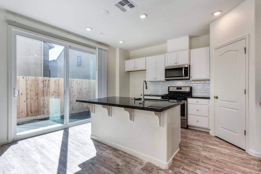 3160 Sunny Gate Lane