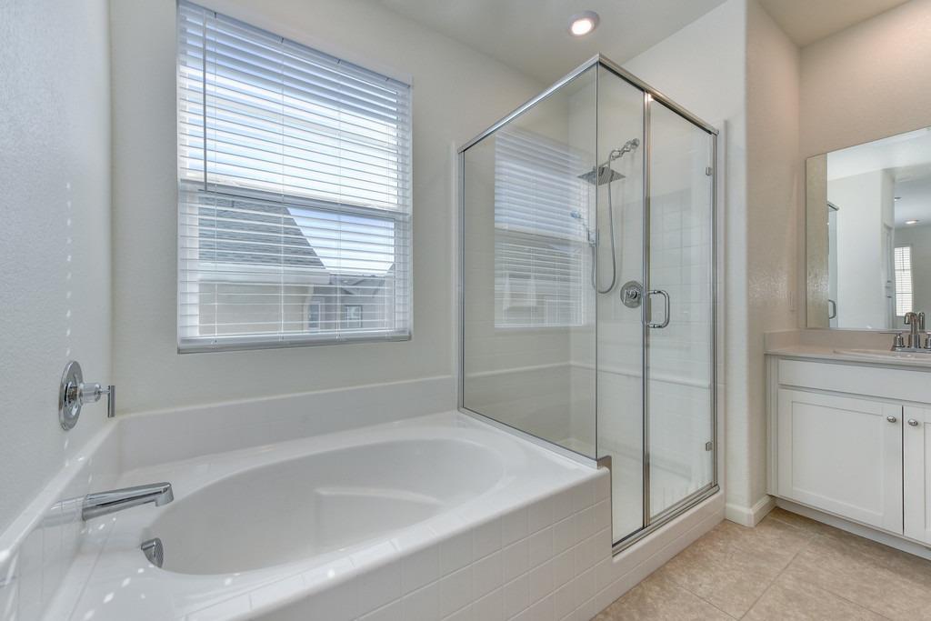 3160 Sunny Gate Lane