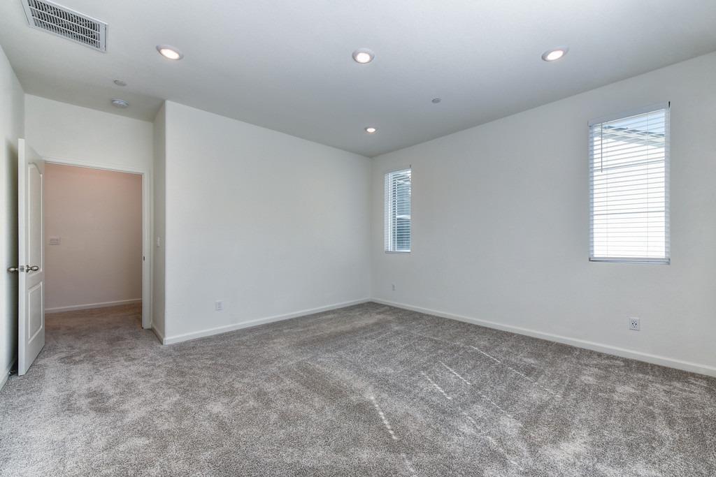 3160 Sunny Gate Lane