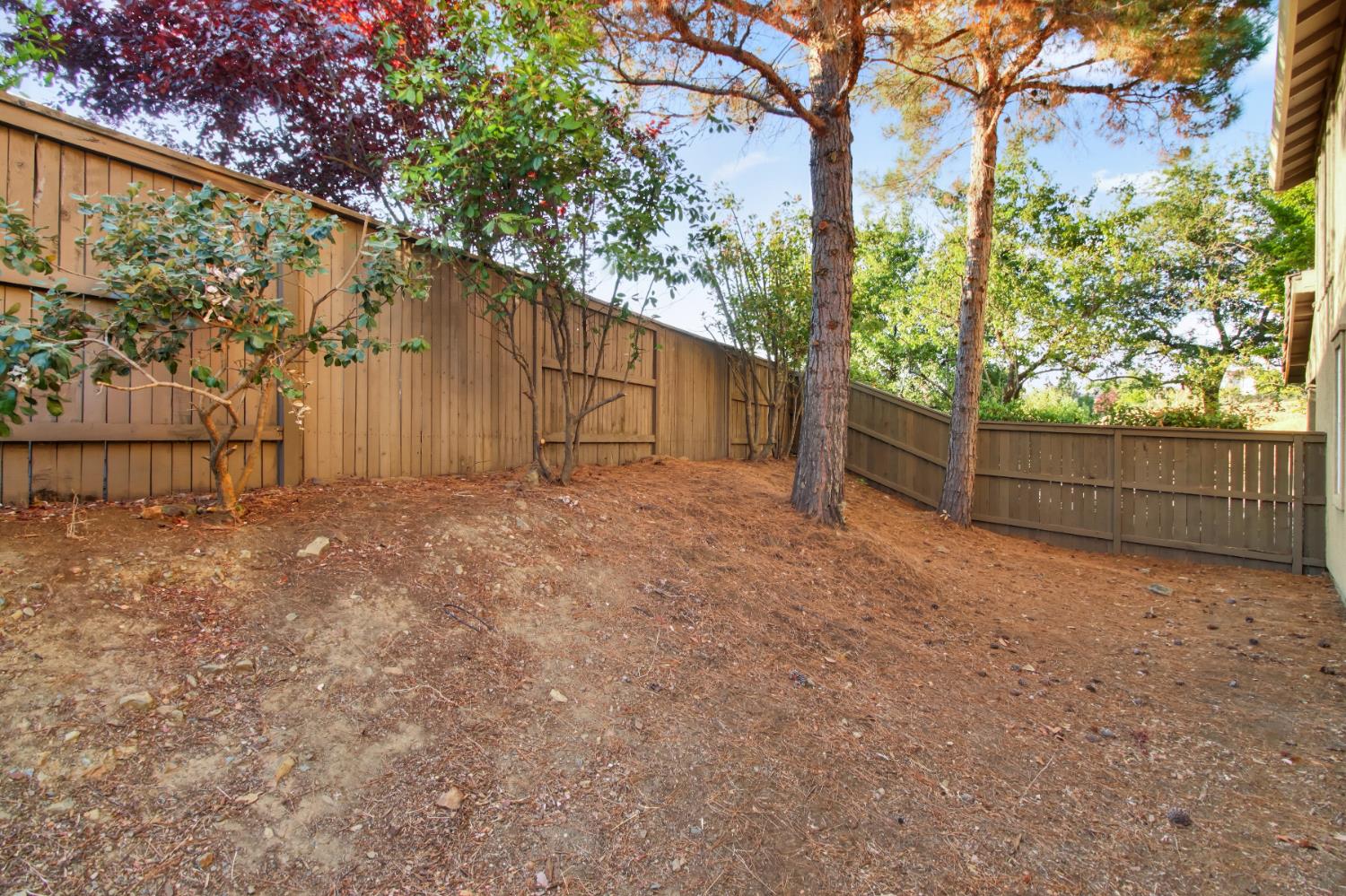 2212 Muratura Way