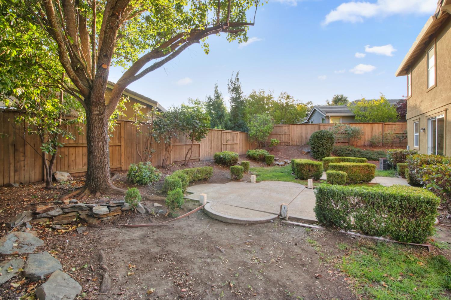 2212 Muratura Way