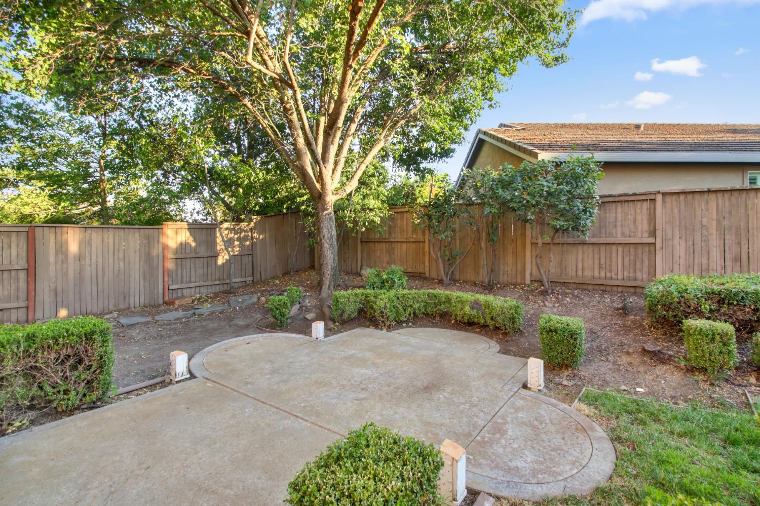 2212 Muratura Way