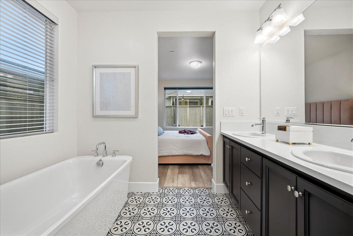 3247 Highgate Terrace Loop