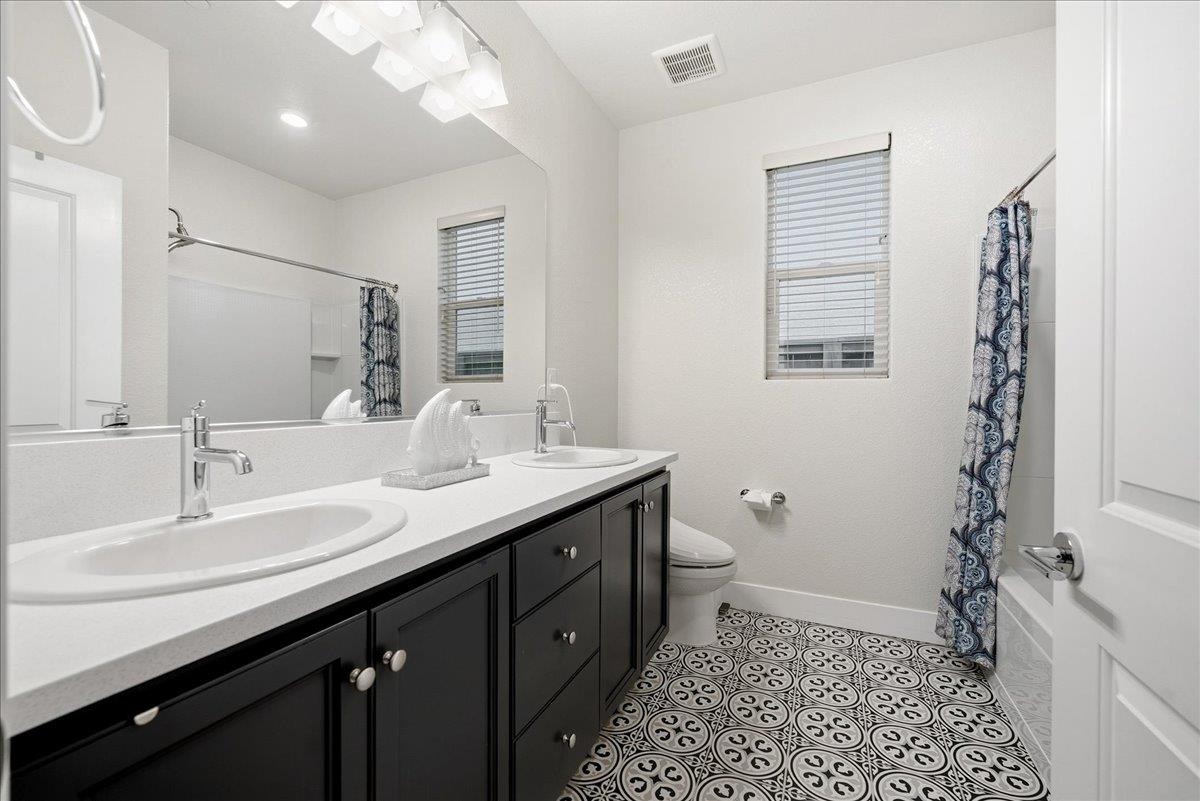 3247 Highgate Terrace Loop