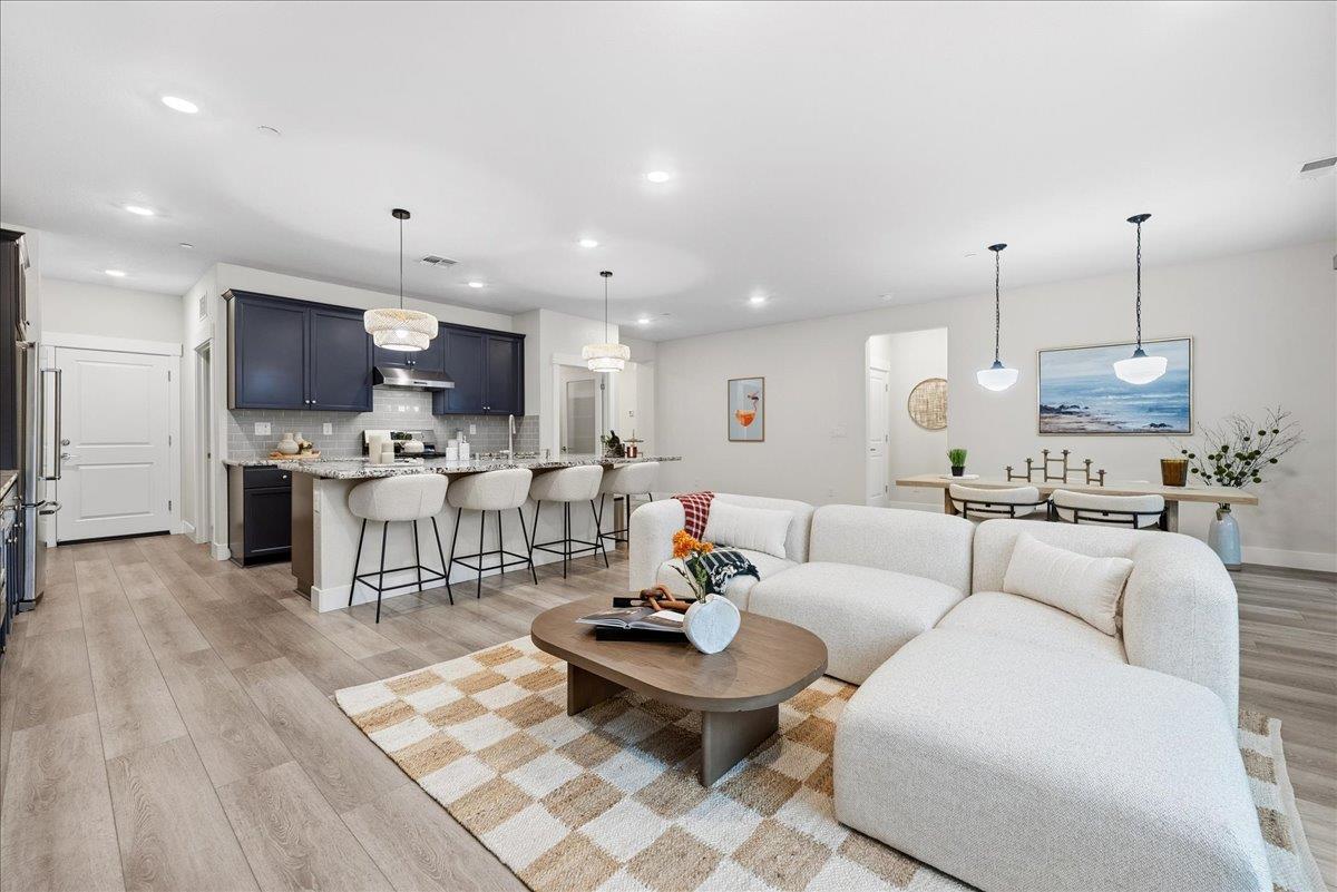 3247 Highgate Terrace Loop