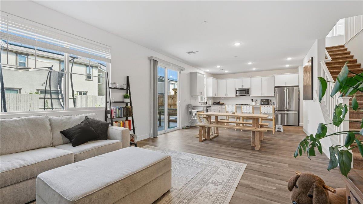 4017 Backwater Cove Circle