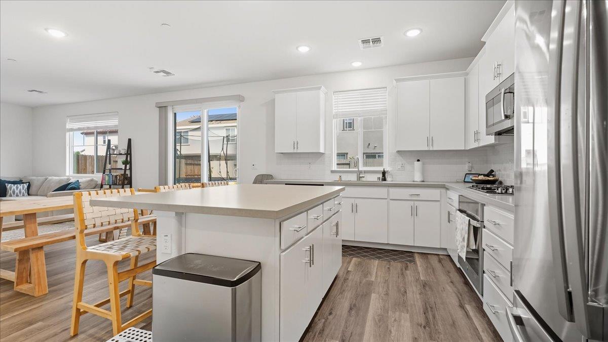 4017 Backwater Cove Circle