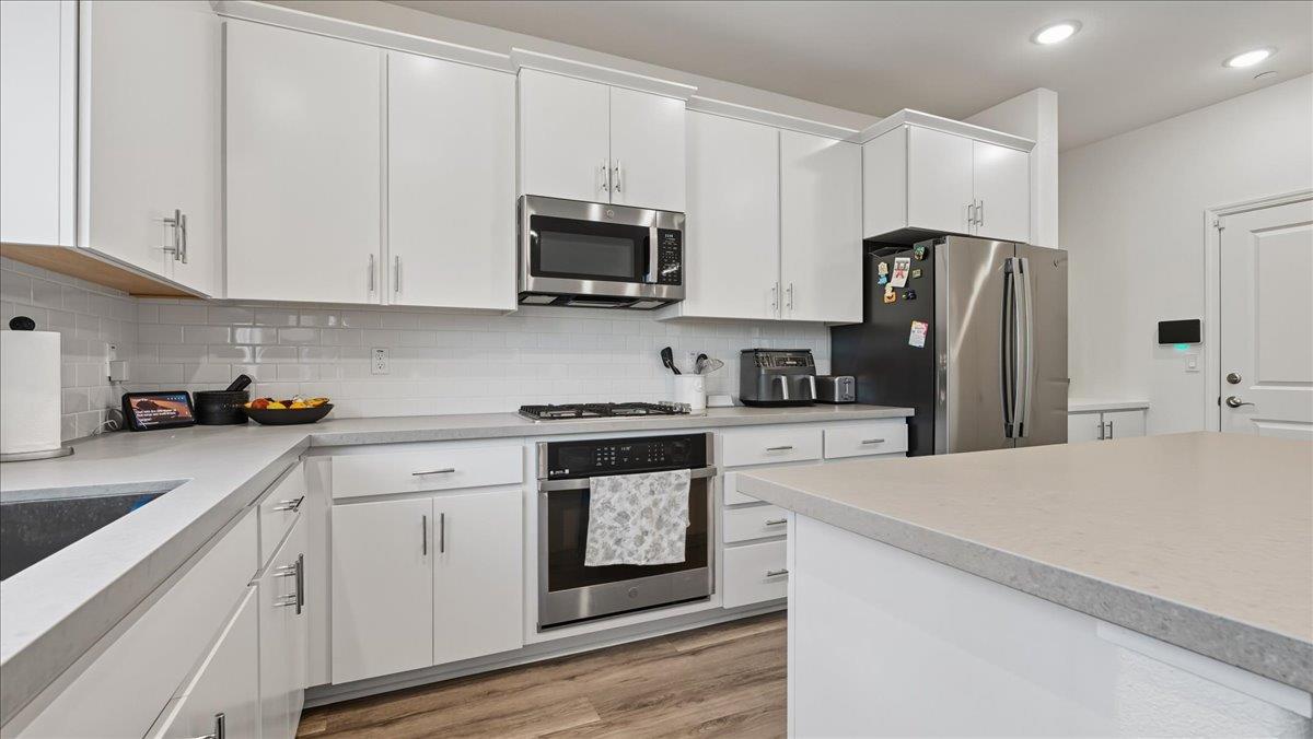 4017 Backwater Cove Circle