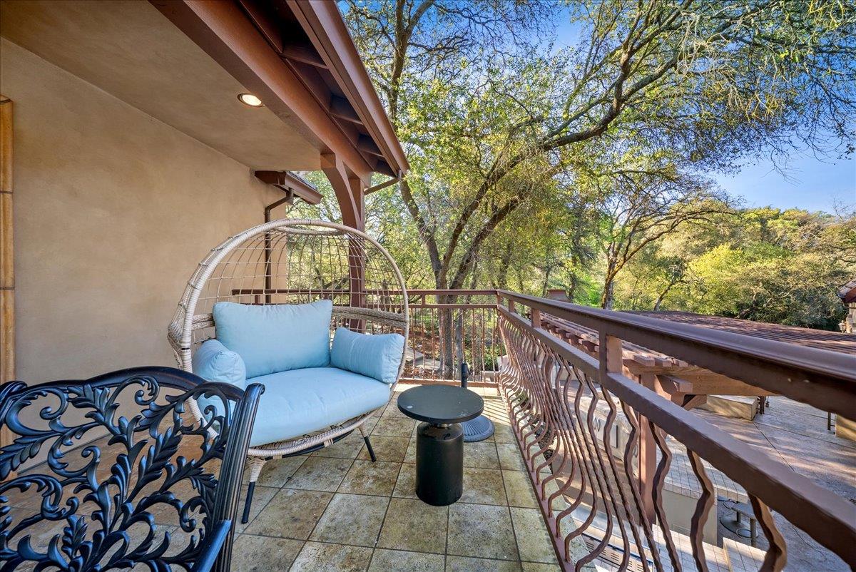8749 Noland Lane
