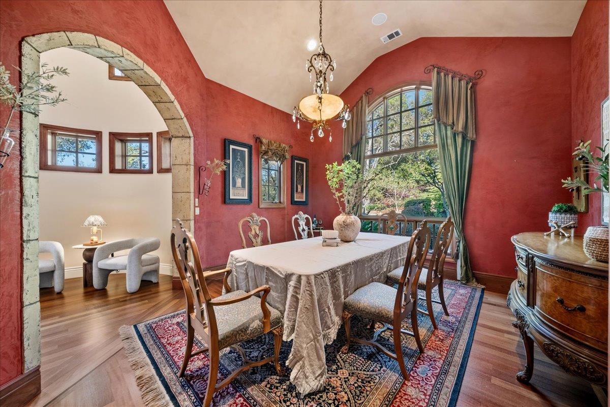 8749 Noland Lane
