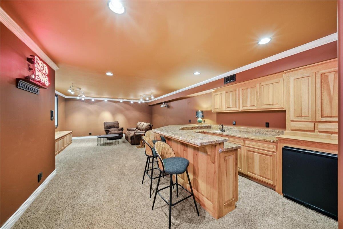 8749 Noland Lane