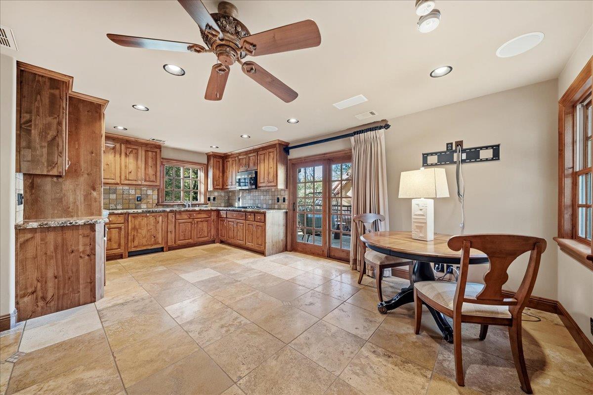 8749 Noland Lane
