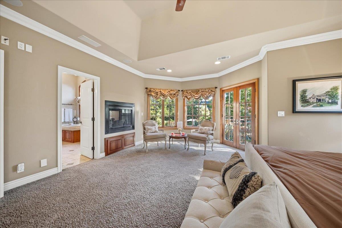 8749 Noland Lane