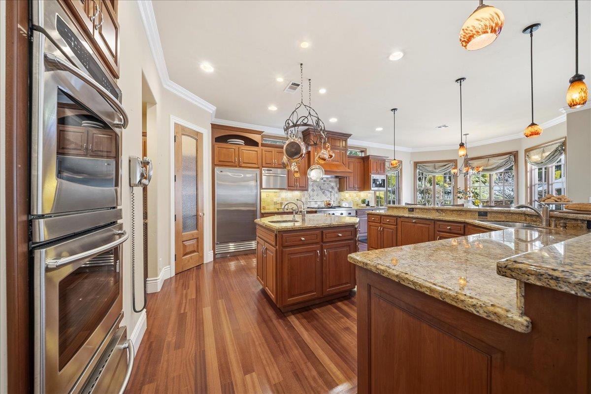 8749 Noland Lane