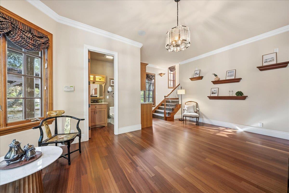8749 Noland Lane