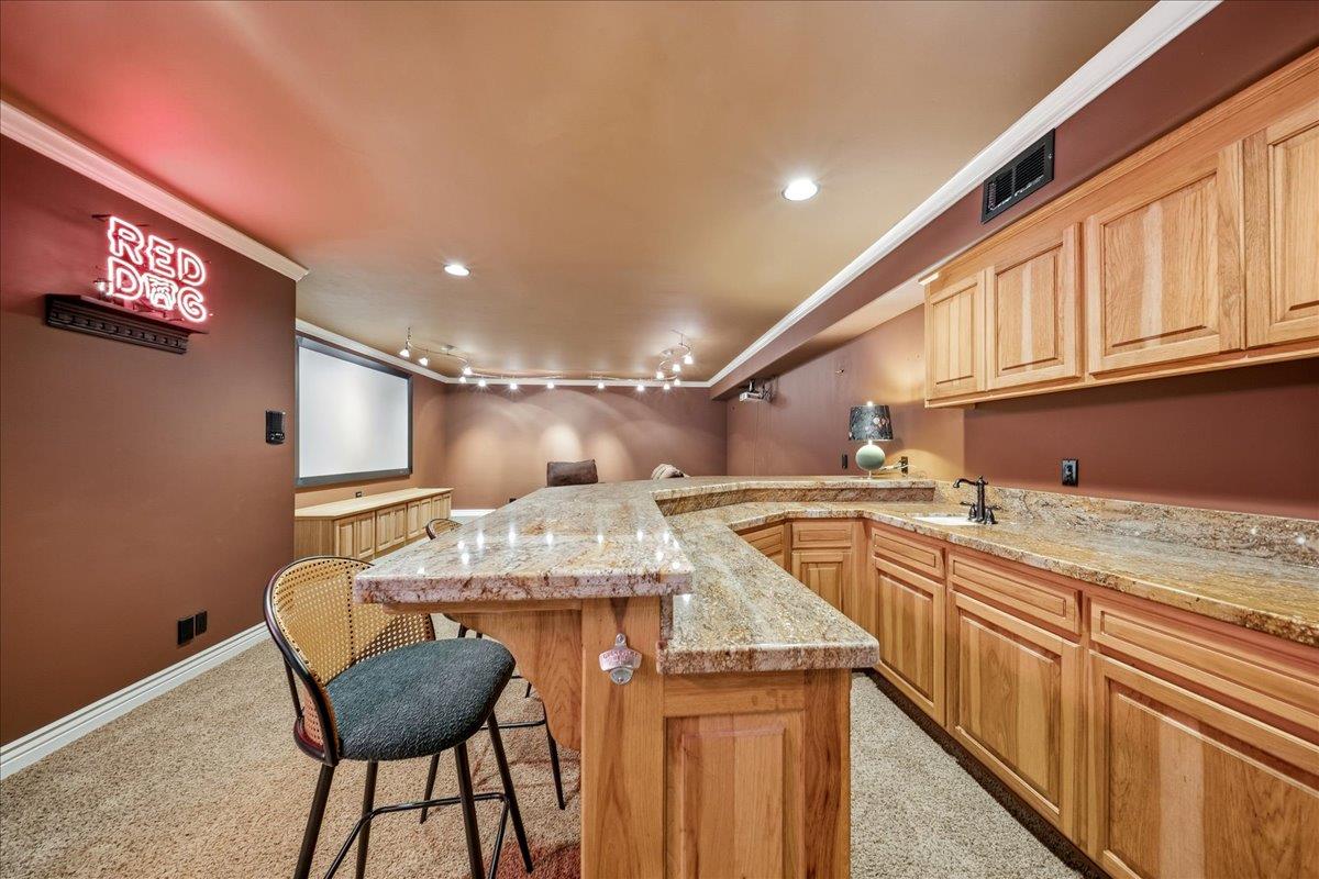 8749 Noland Lane