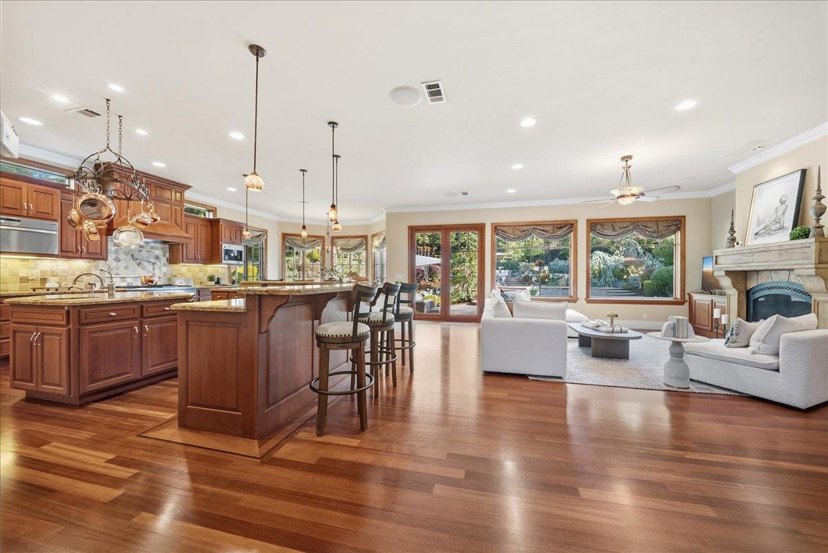 8749 Noland Lane