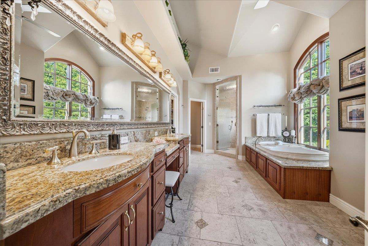 8749 Noland Lane