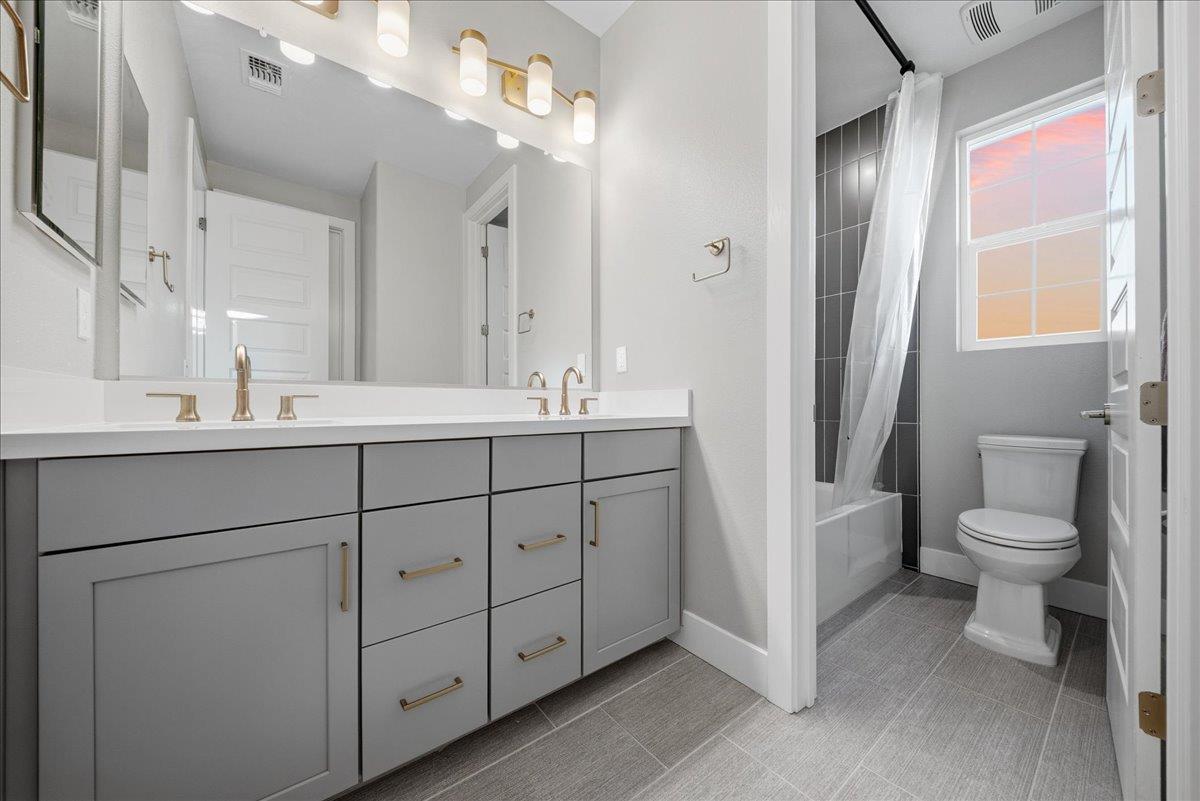 3329 Jackrabbit Court