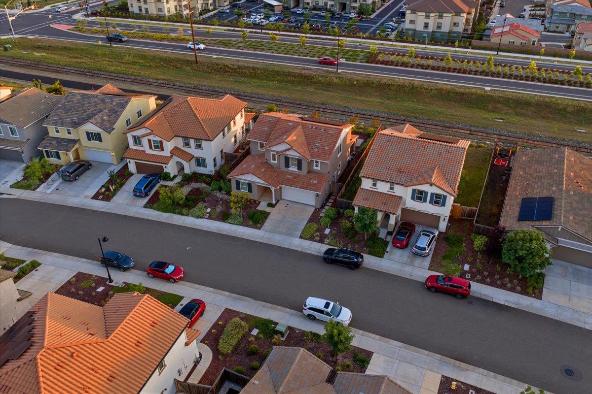 3329 Jackrabbit Court