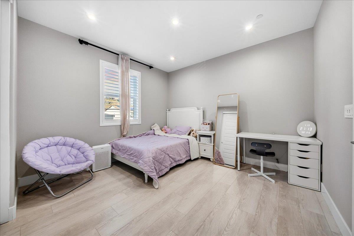 3329 Jackrabbit Court