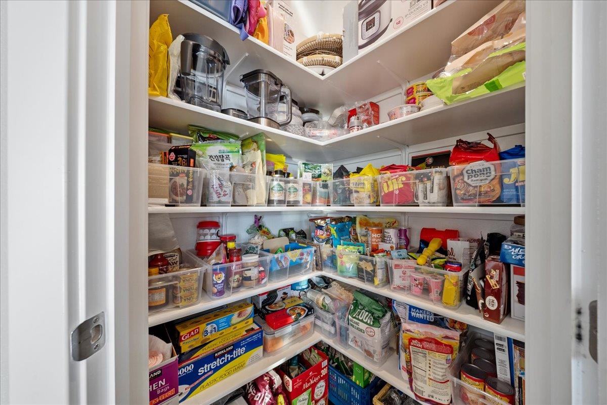 3329 Jackrabbit Court