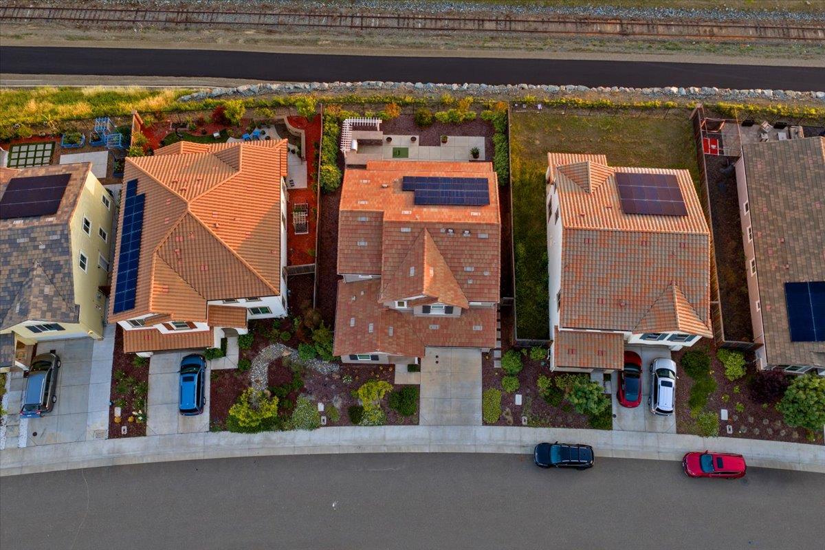 3329 Jackrabbit Court
