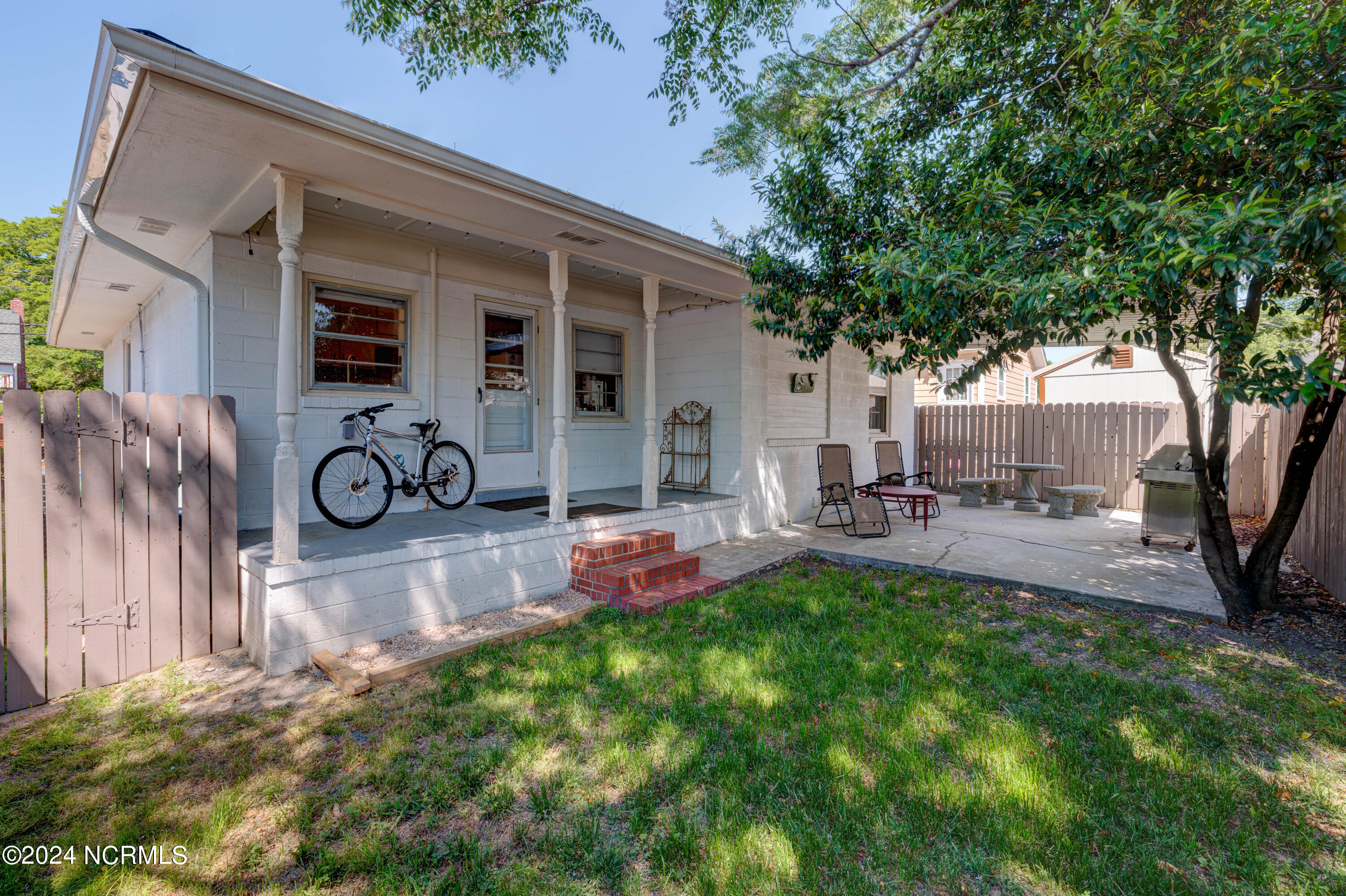 903 S 7th Street