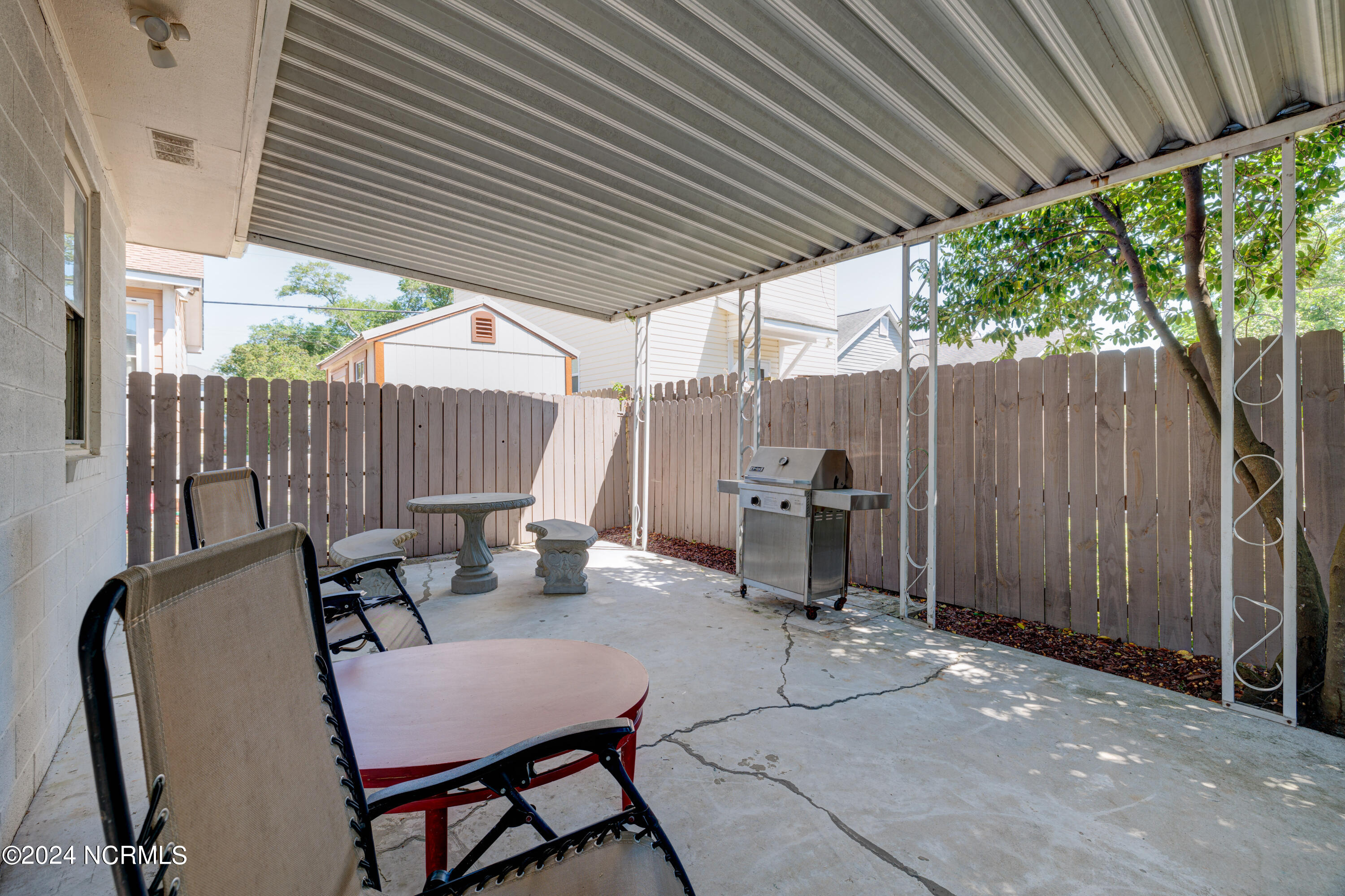 903 S 7th Street
