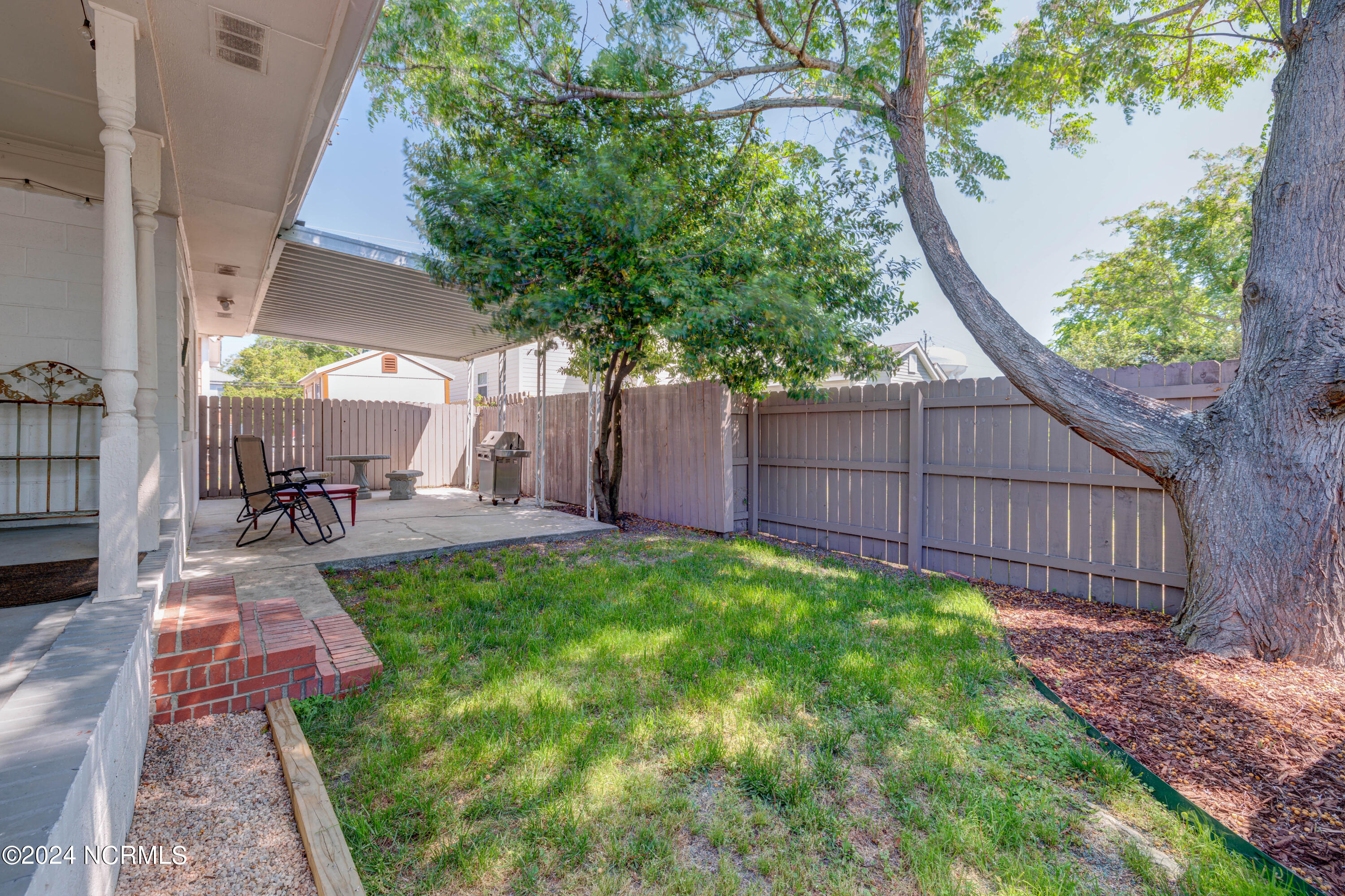 903 S 7th Street