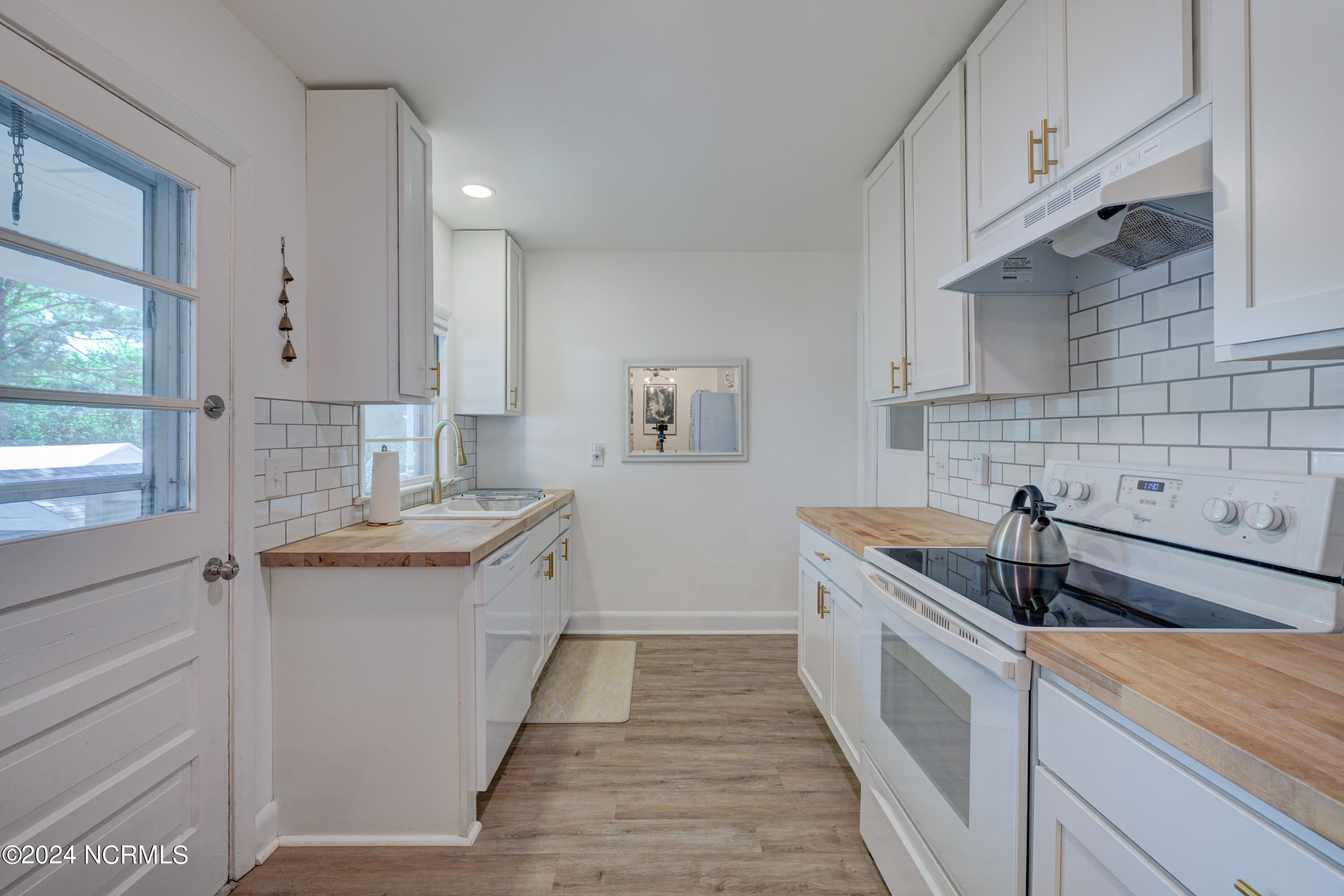 903 S 7th Street