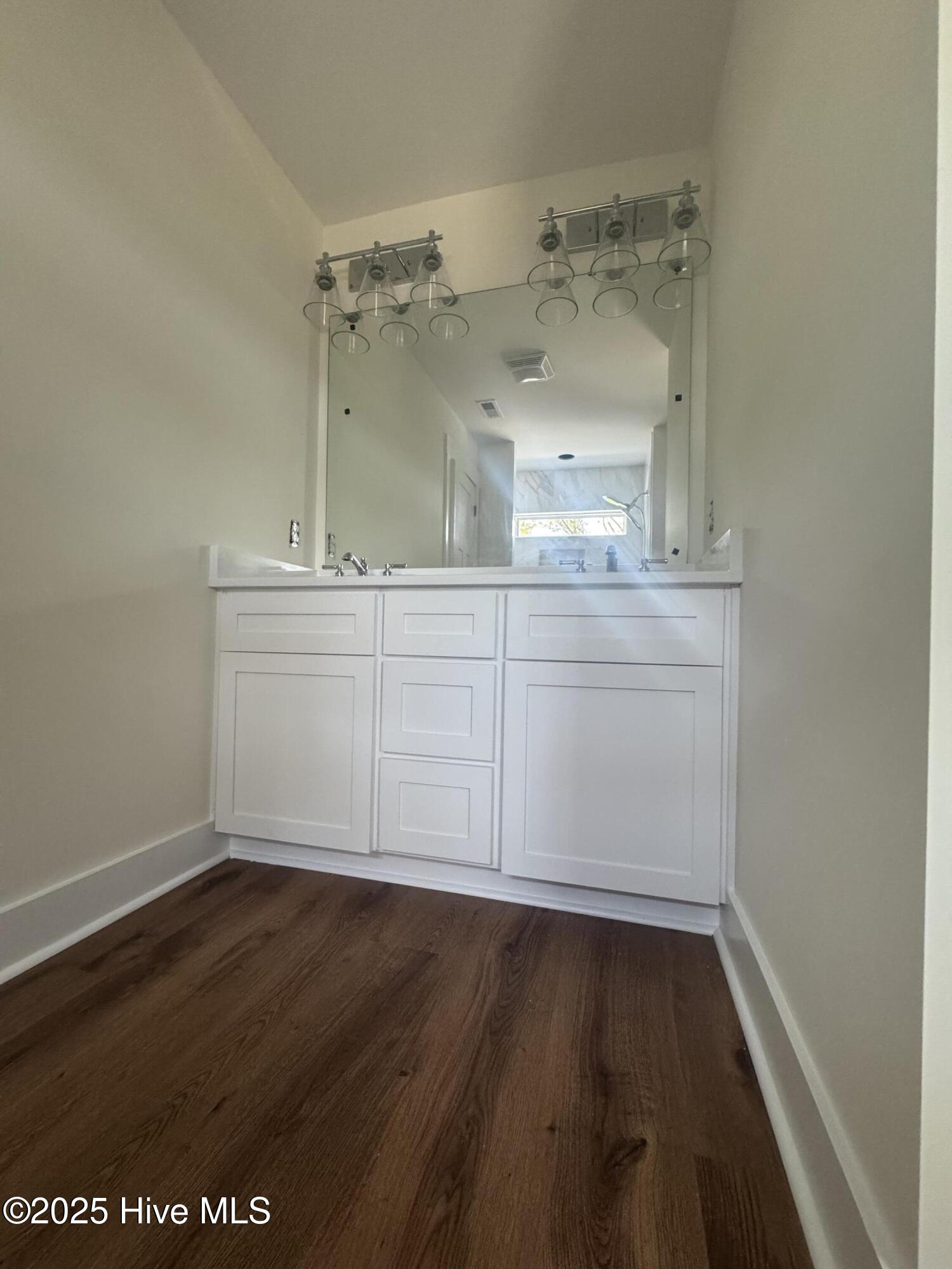 417 Timberwind Lane SE