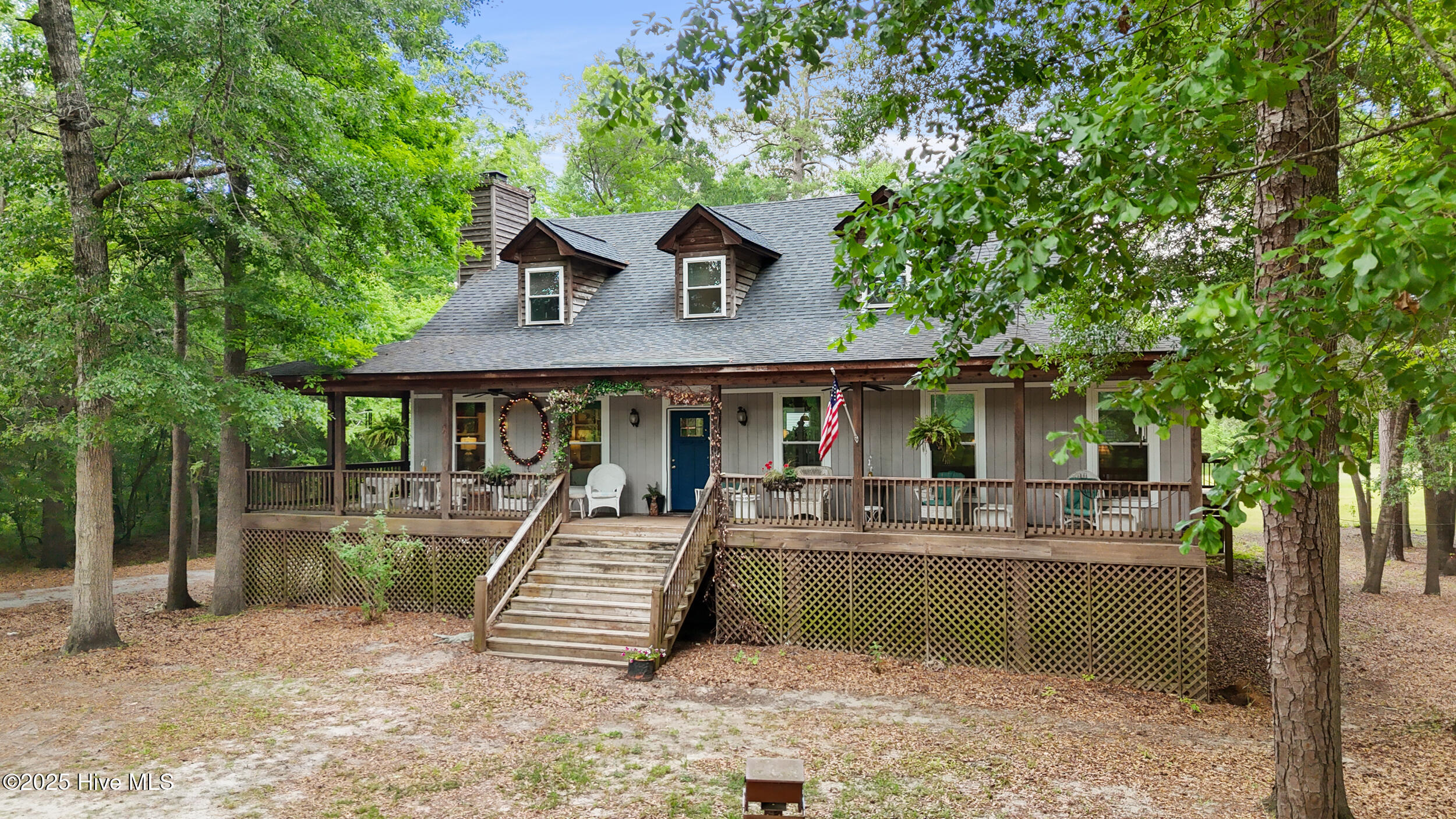 901 Riverview Drive