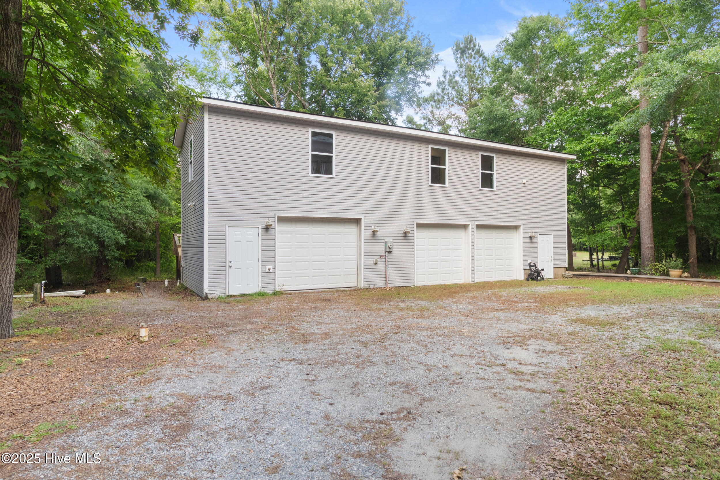 901 Riverview Drive