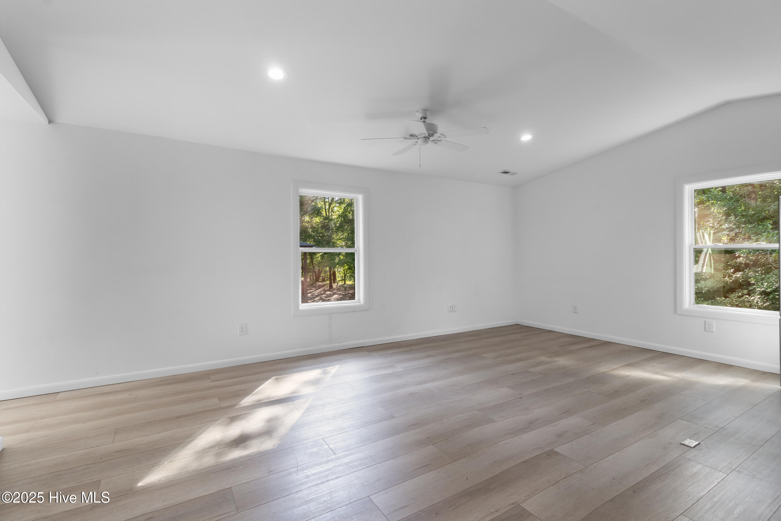 901 Riverview Drive