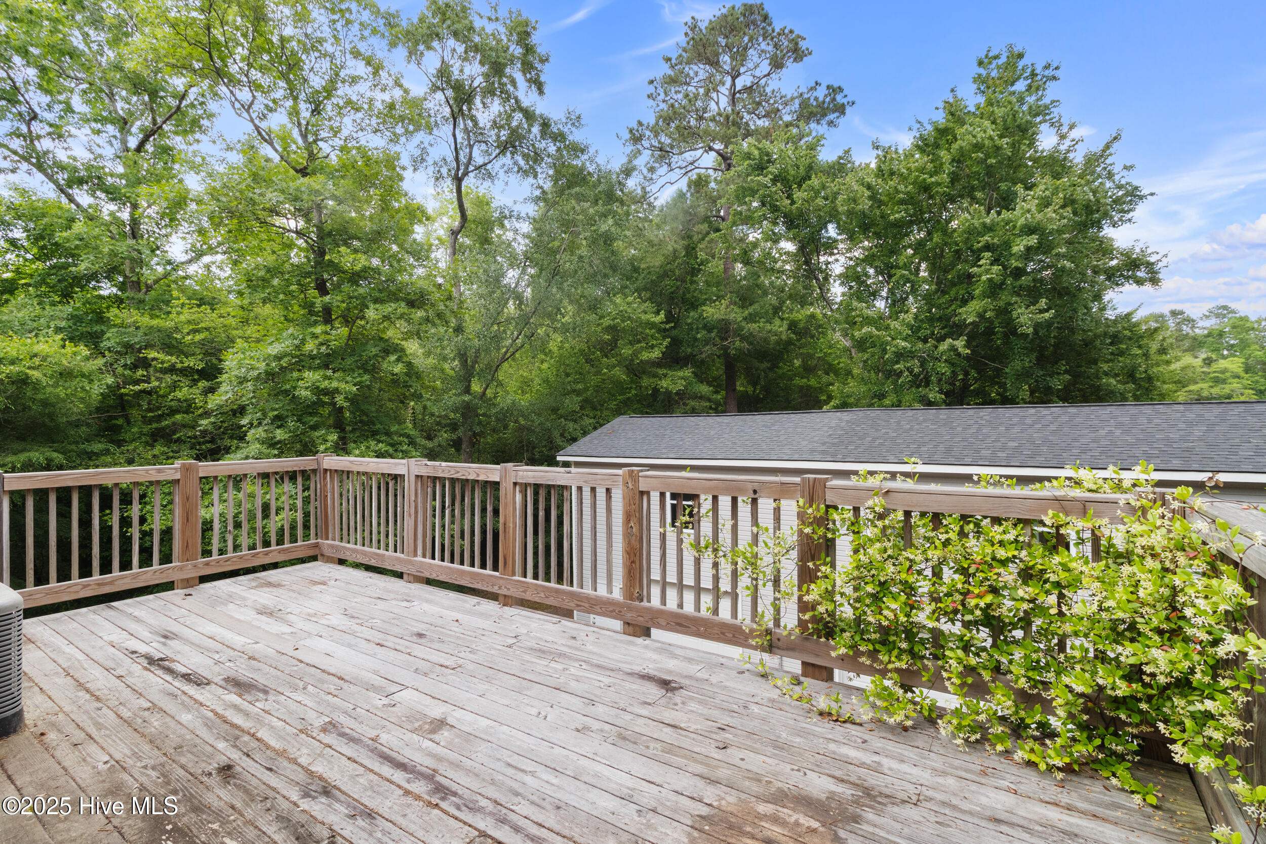 901 Riverview Drive
