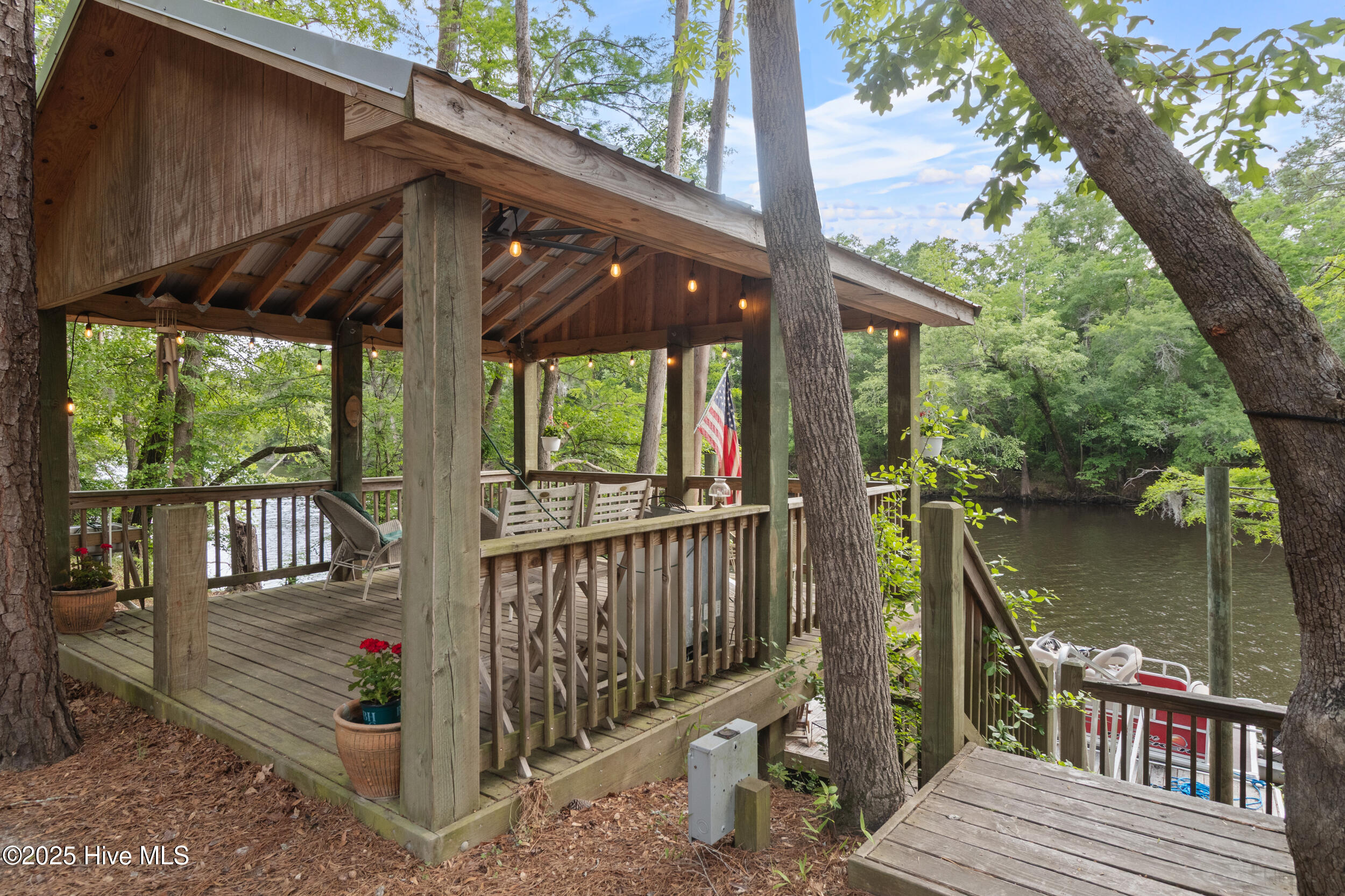 901 Riverview Drive