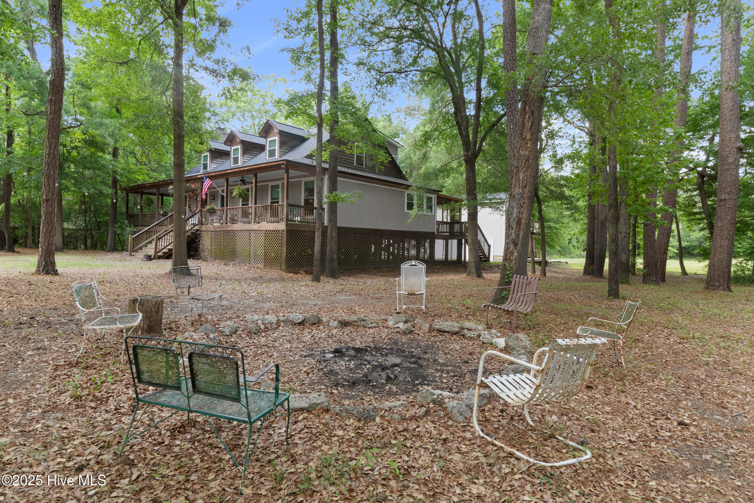 901 Riverview Drive