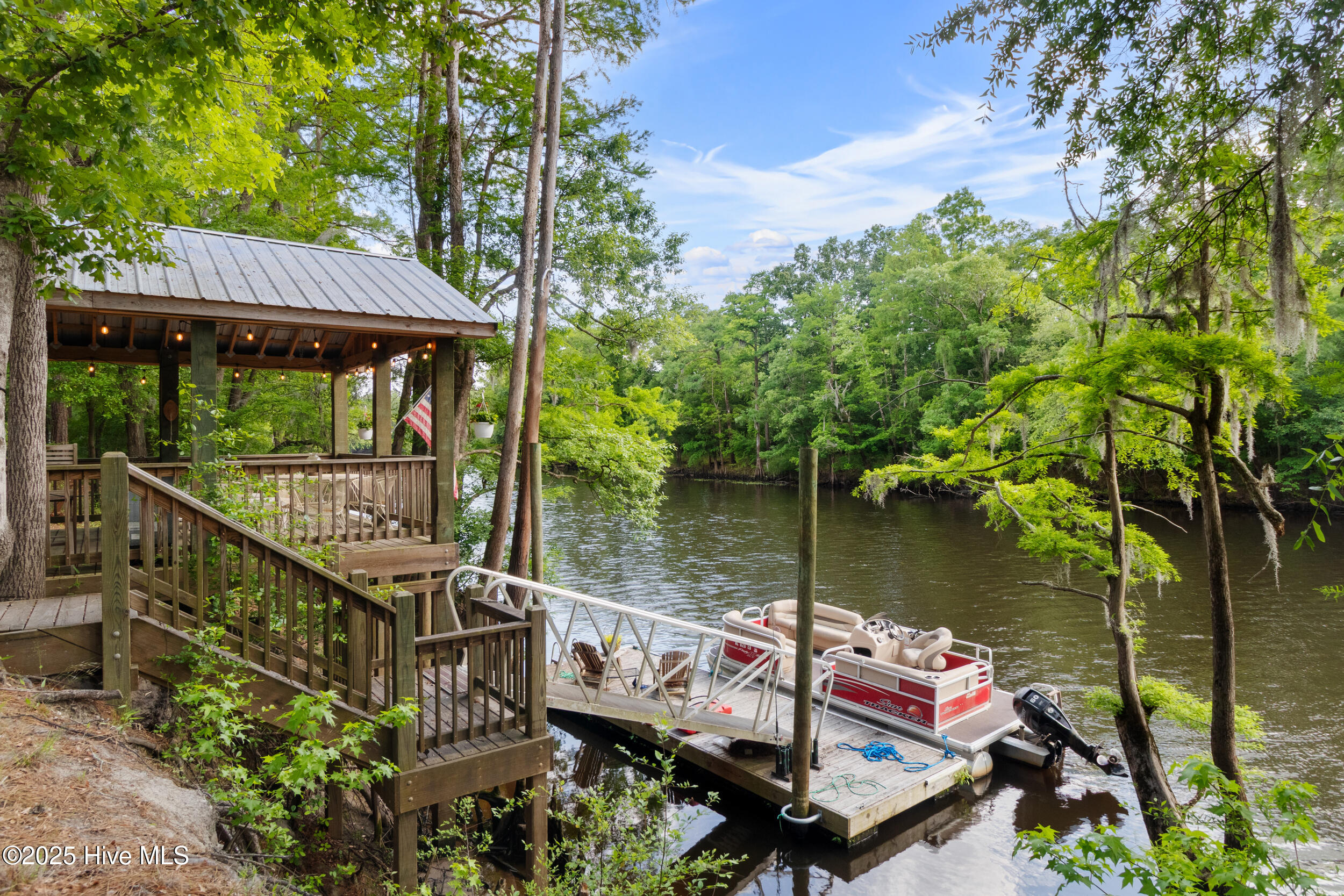 901 Riverview Drive