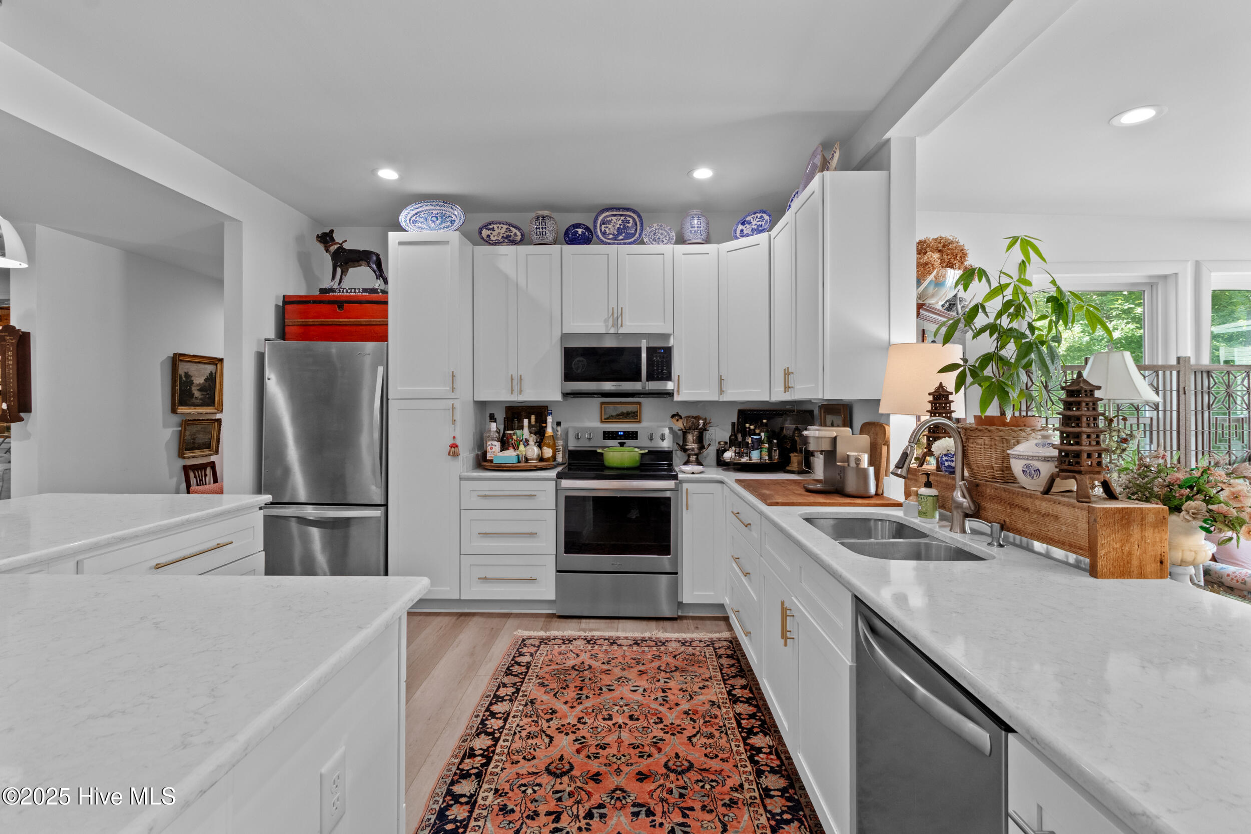 901 Riverview Drive