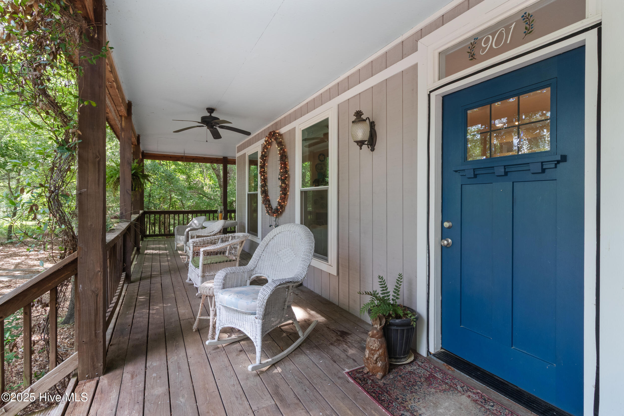 901 Riverview Drive