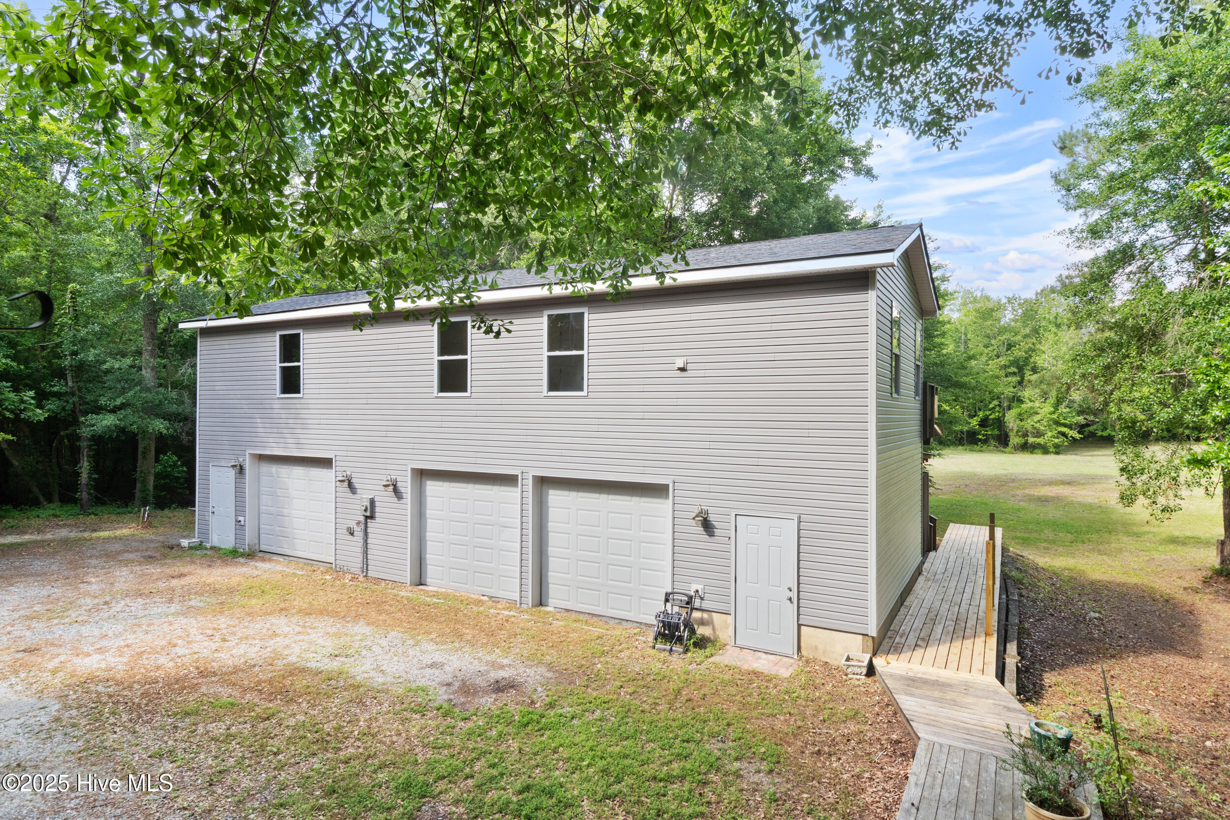 901 Riverview Drive