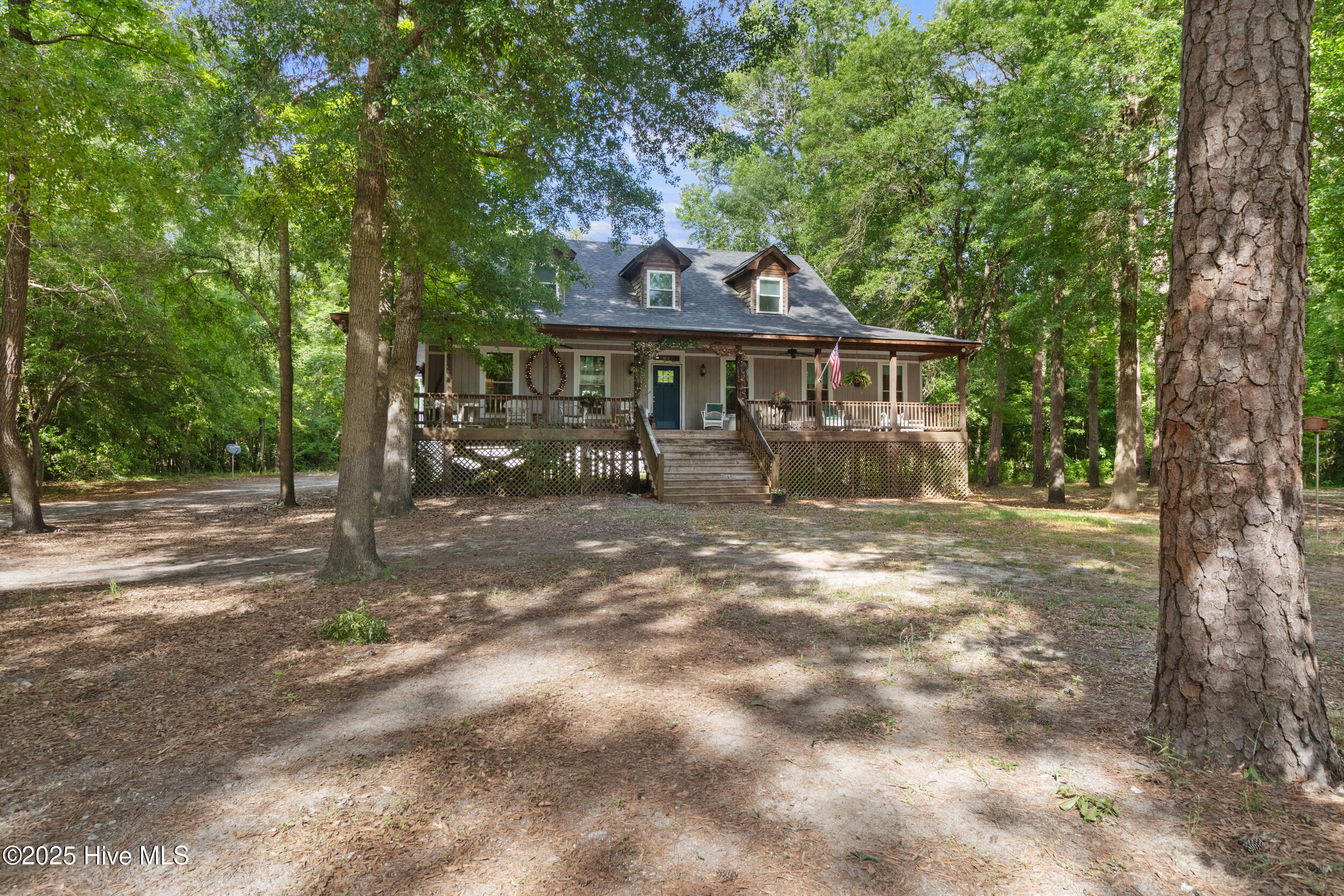 901 Riverview Drive