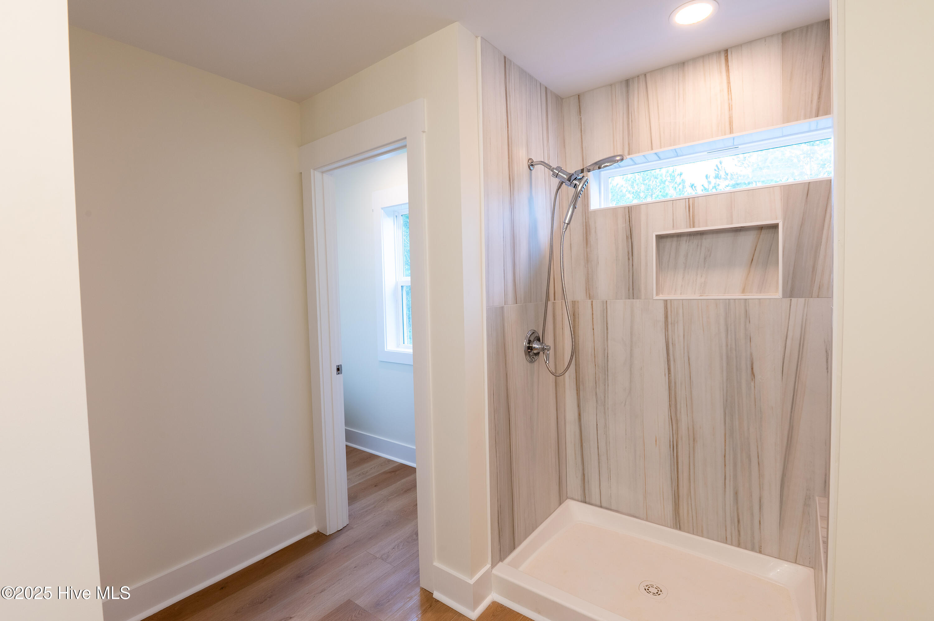 416 Timberwind Lane SE