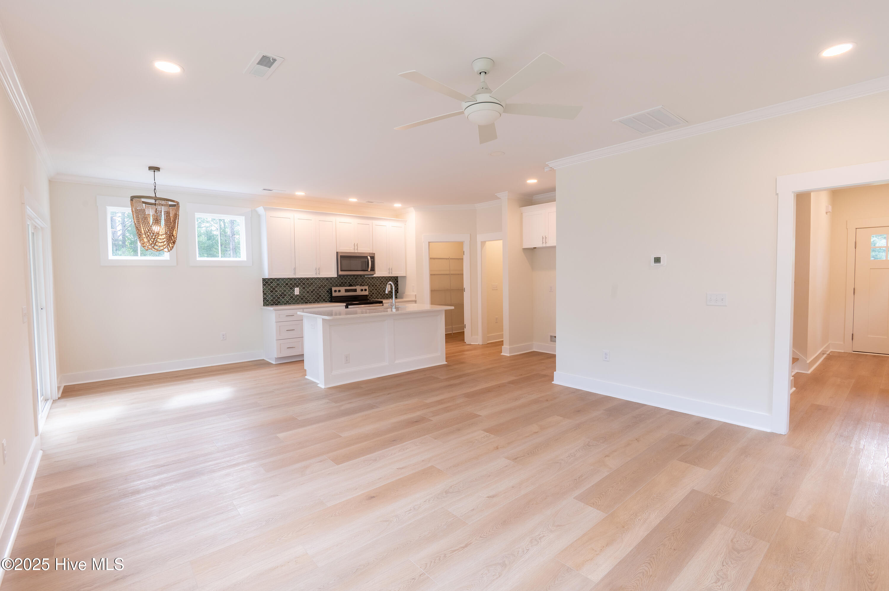 416 Timberwind Lane SE